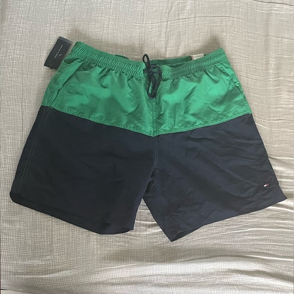 Tommy Hilfiger swim shorts - Picture 1 of 5
